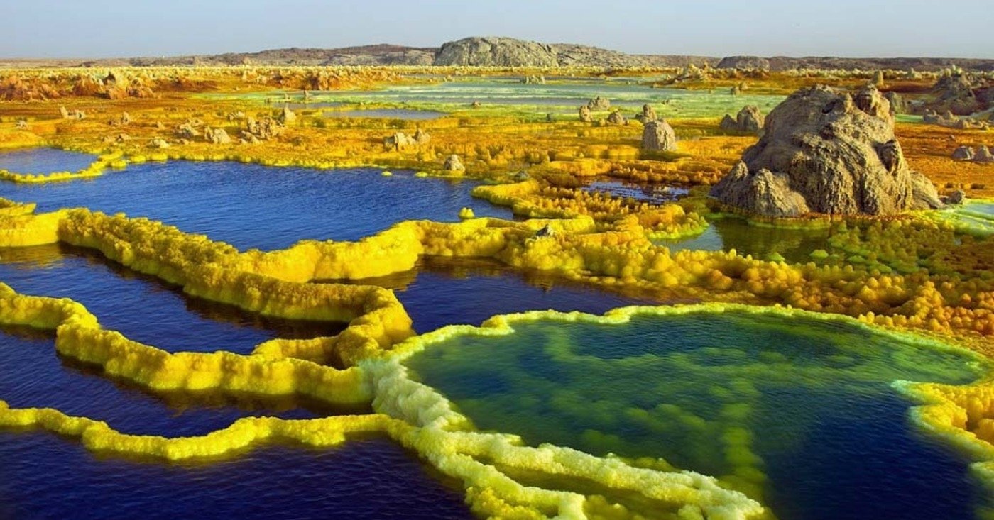  Dallol, Ethiopia, volcanoes, geysers and cracked earth