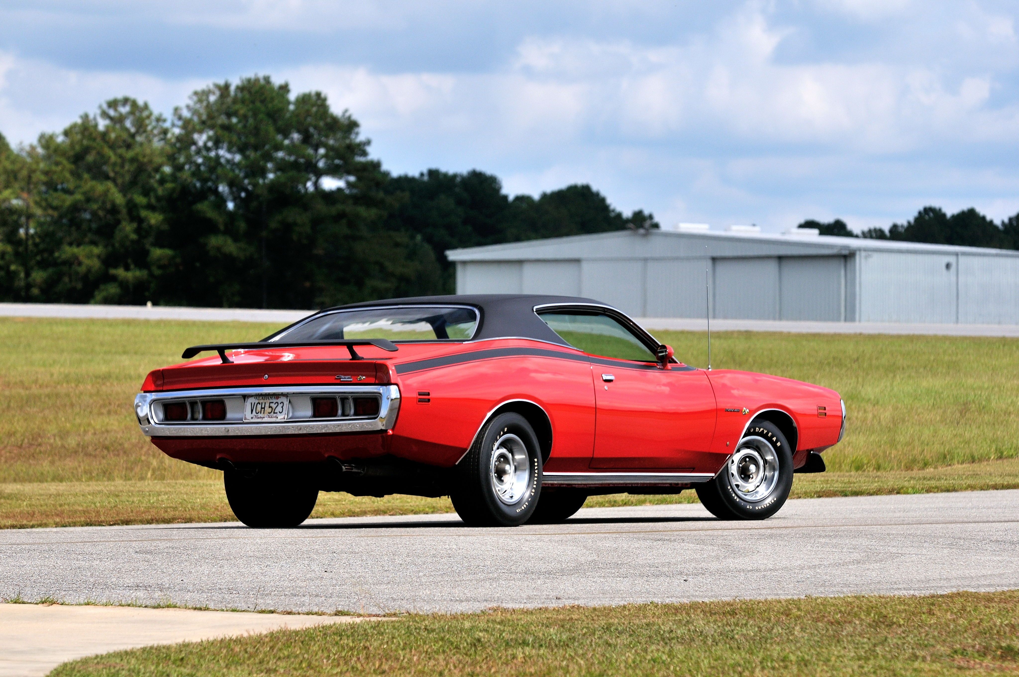 Super 500. Dodge Charger super Bee 1971. Додж Чарджер 1966. Dodge Charger super Bee. Dodge super Bee Red.