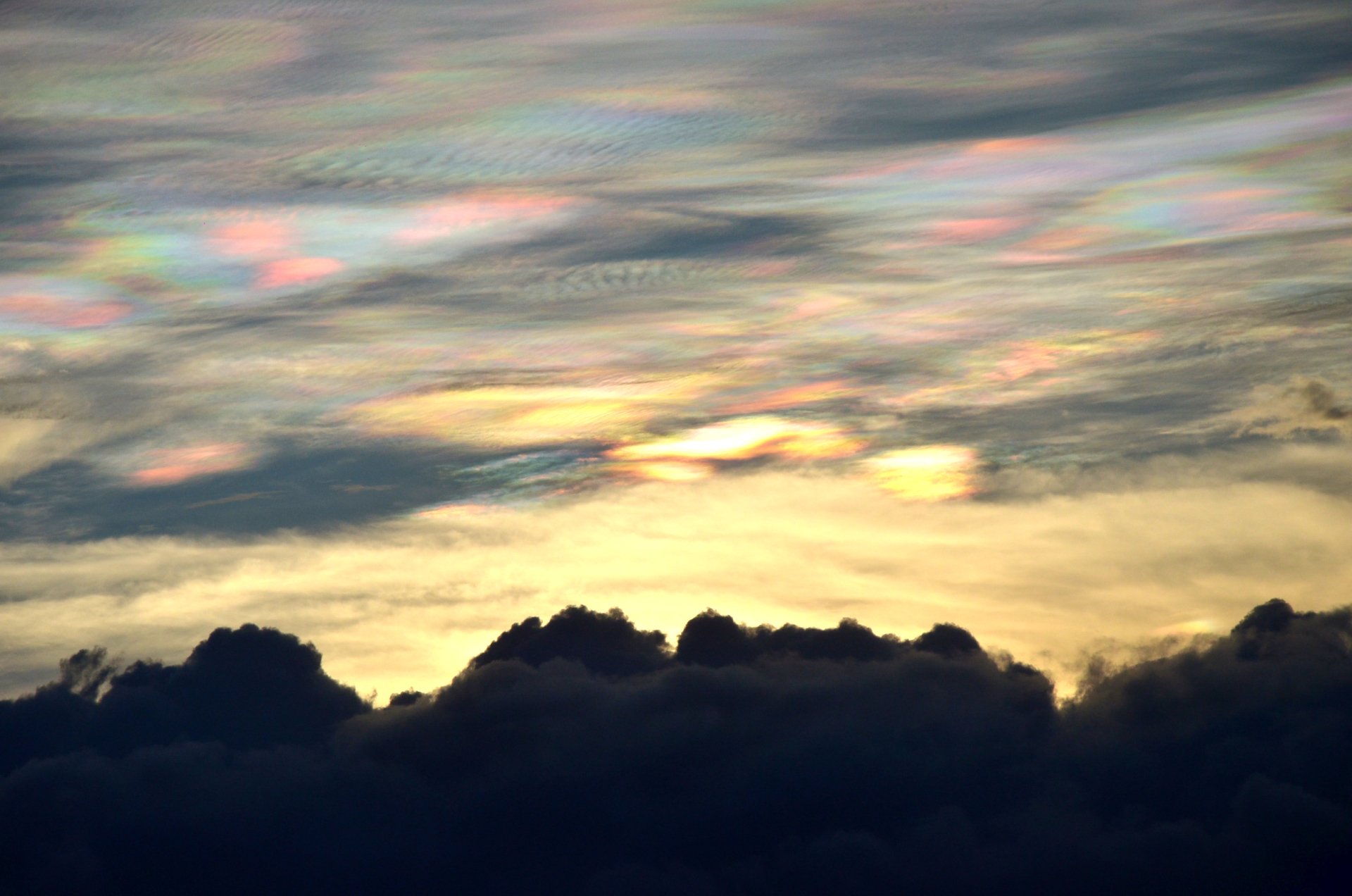  Clouds with colors