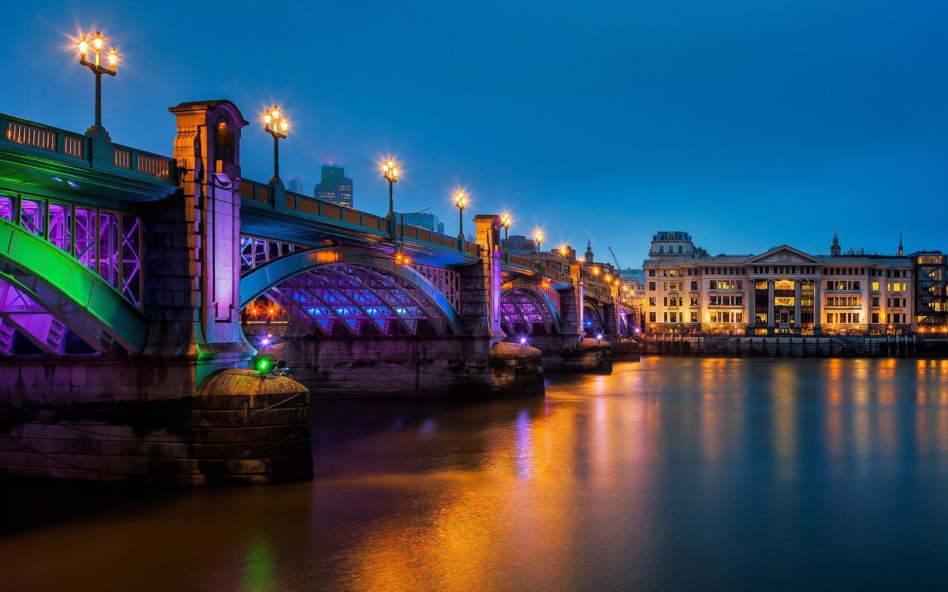 Bridge at Night Image - ID: 294622 - Image Abyss : An incredible image depicting an stunning scenery. Its tones are vibrant and mix perfectly. Its arrangement is great, with its particulars are very defined.