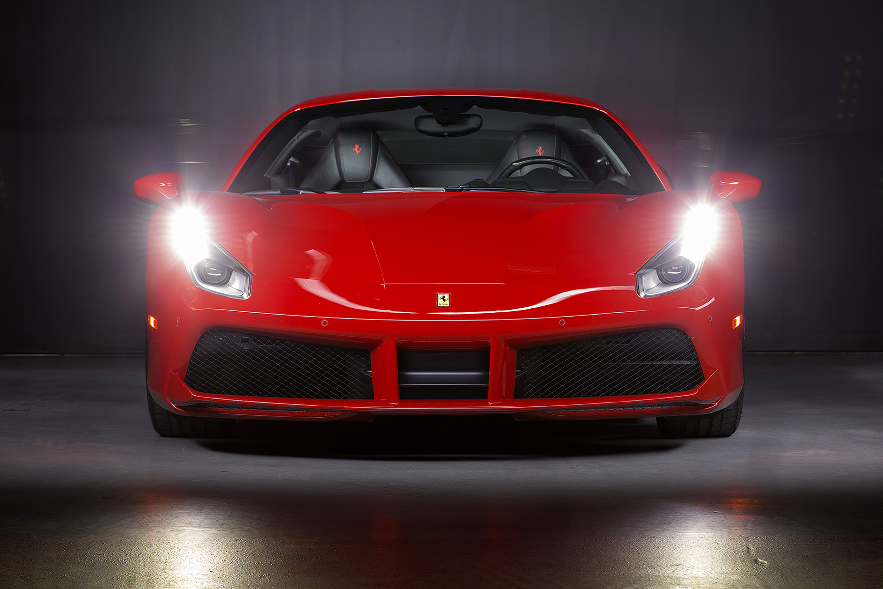 Ferrari 488 Рё Ferrari 458