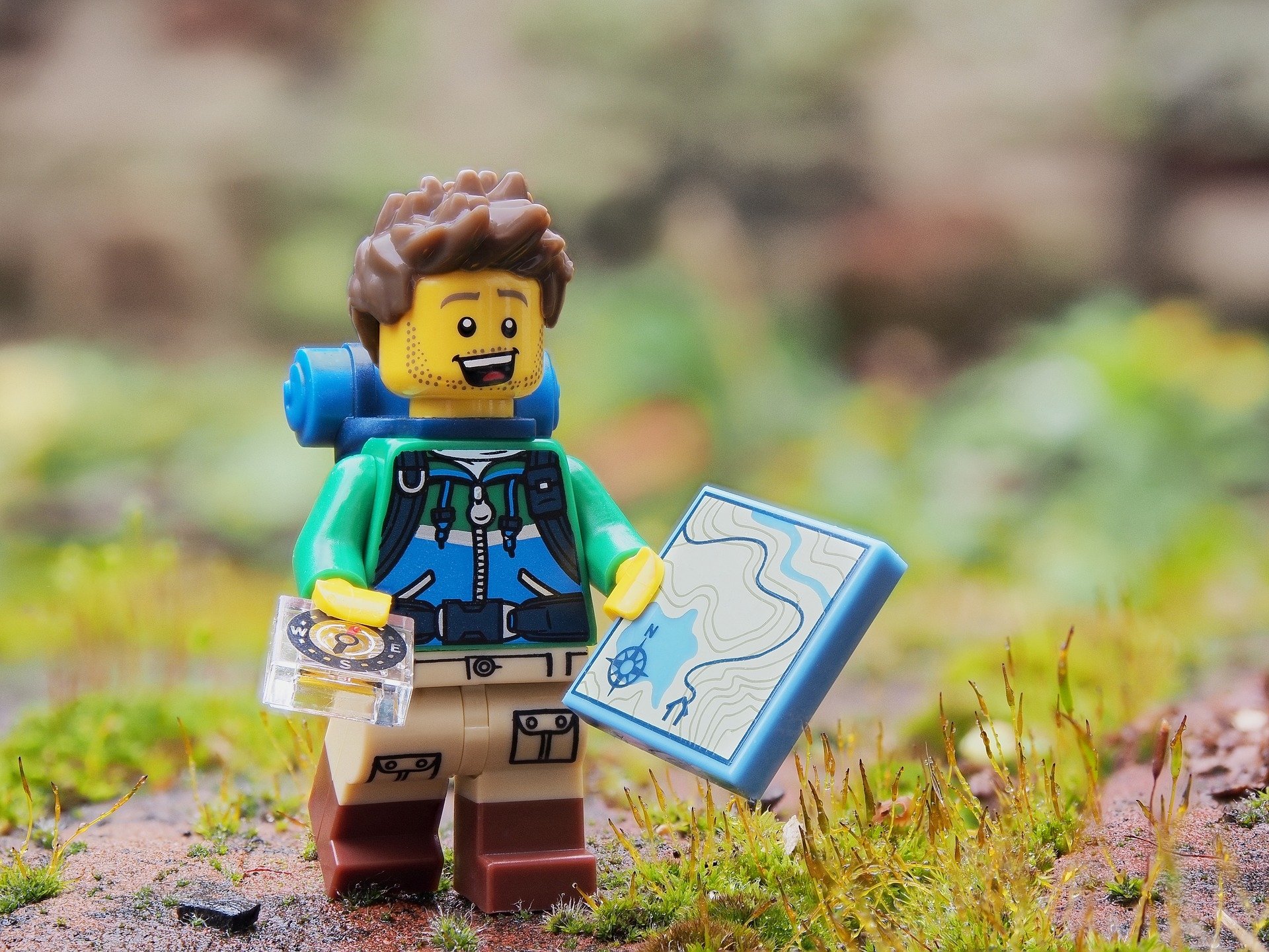 Lego Hiker with map and compass Image - ID: 297019 - Image Abyss