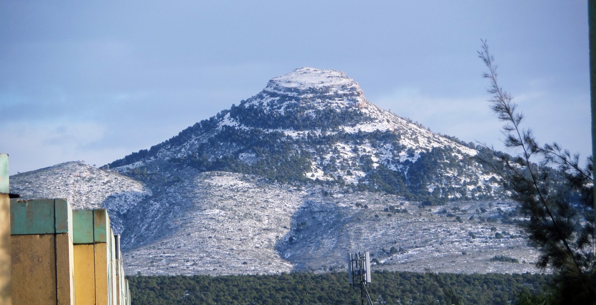  Ozmor Mountain