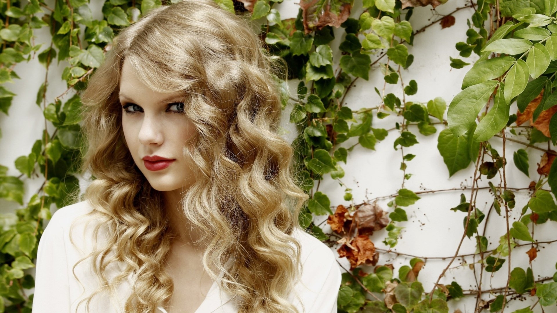 Download Curl Music Taylor Swift Image