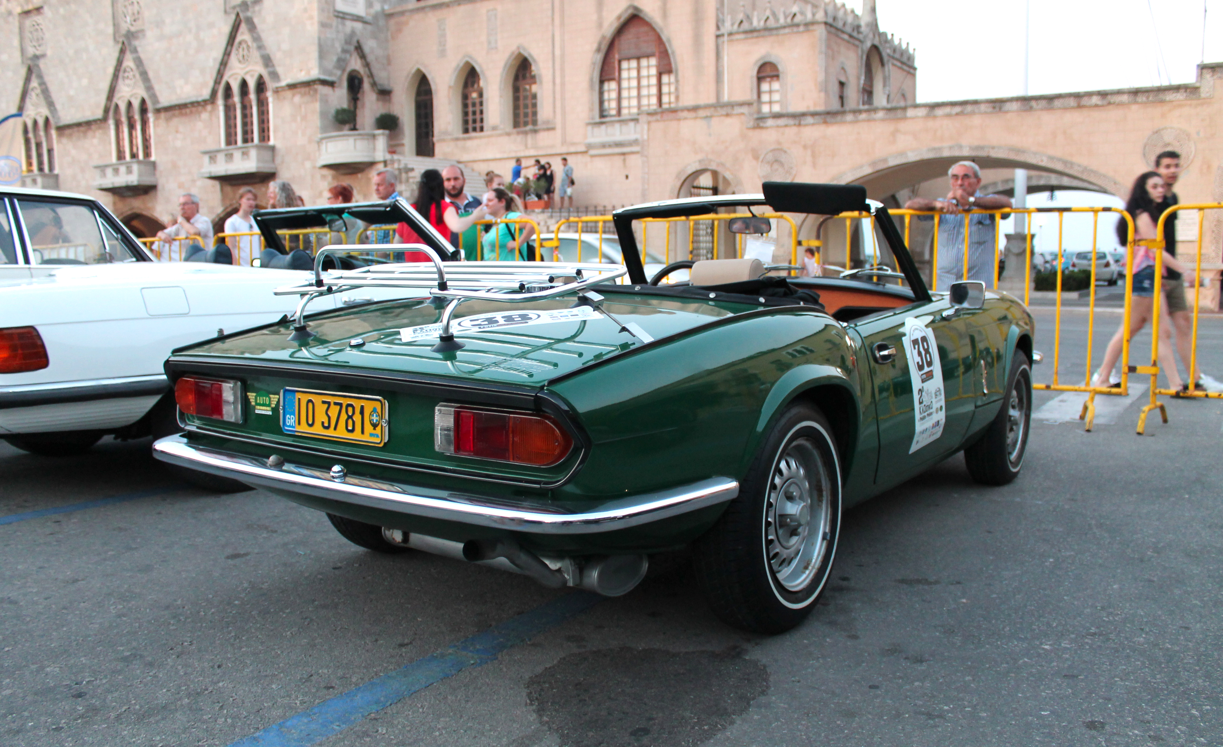 Triumph Spitfire 1500 by zelko - Image Abyss