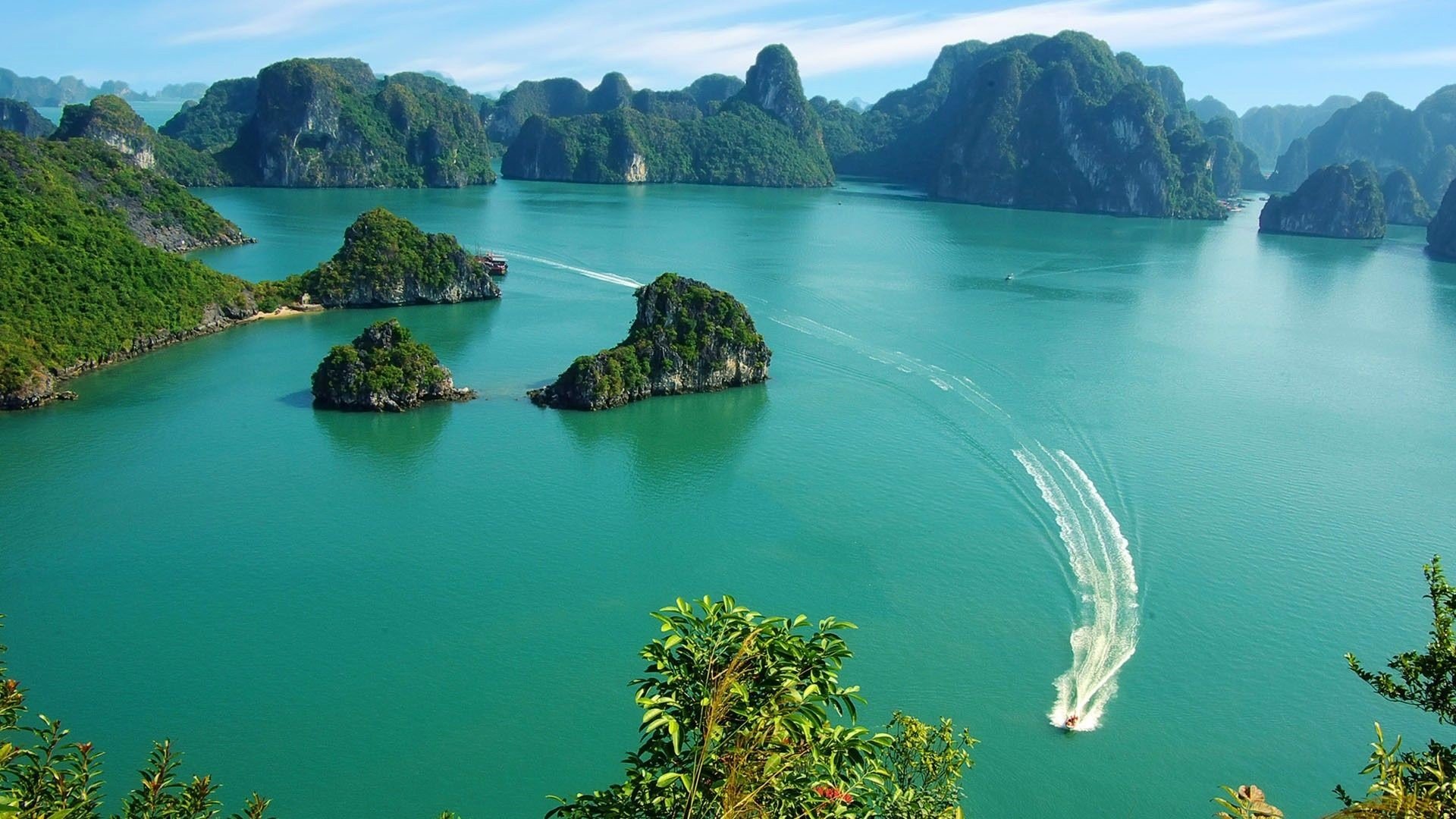  Ha Long Bay in Vietnam