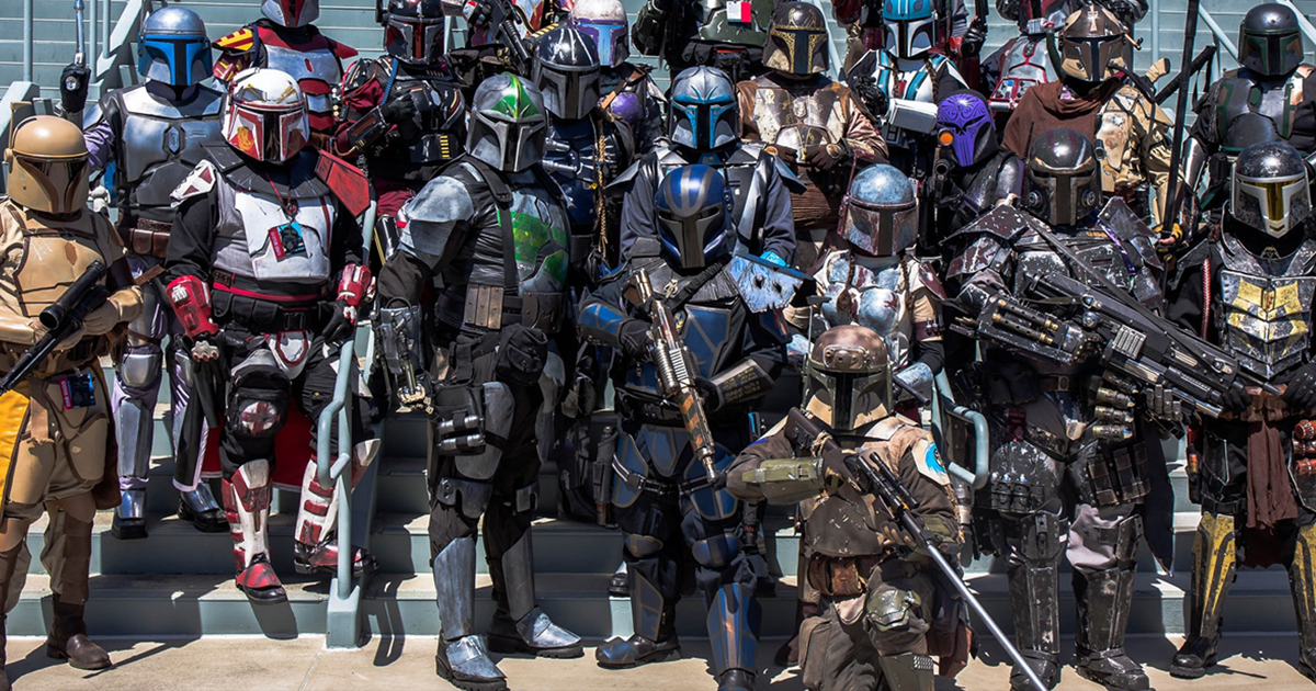  Mandalorian cosplay