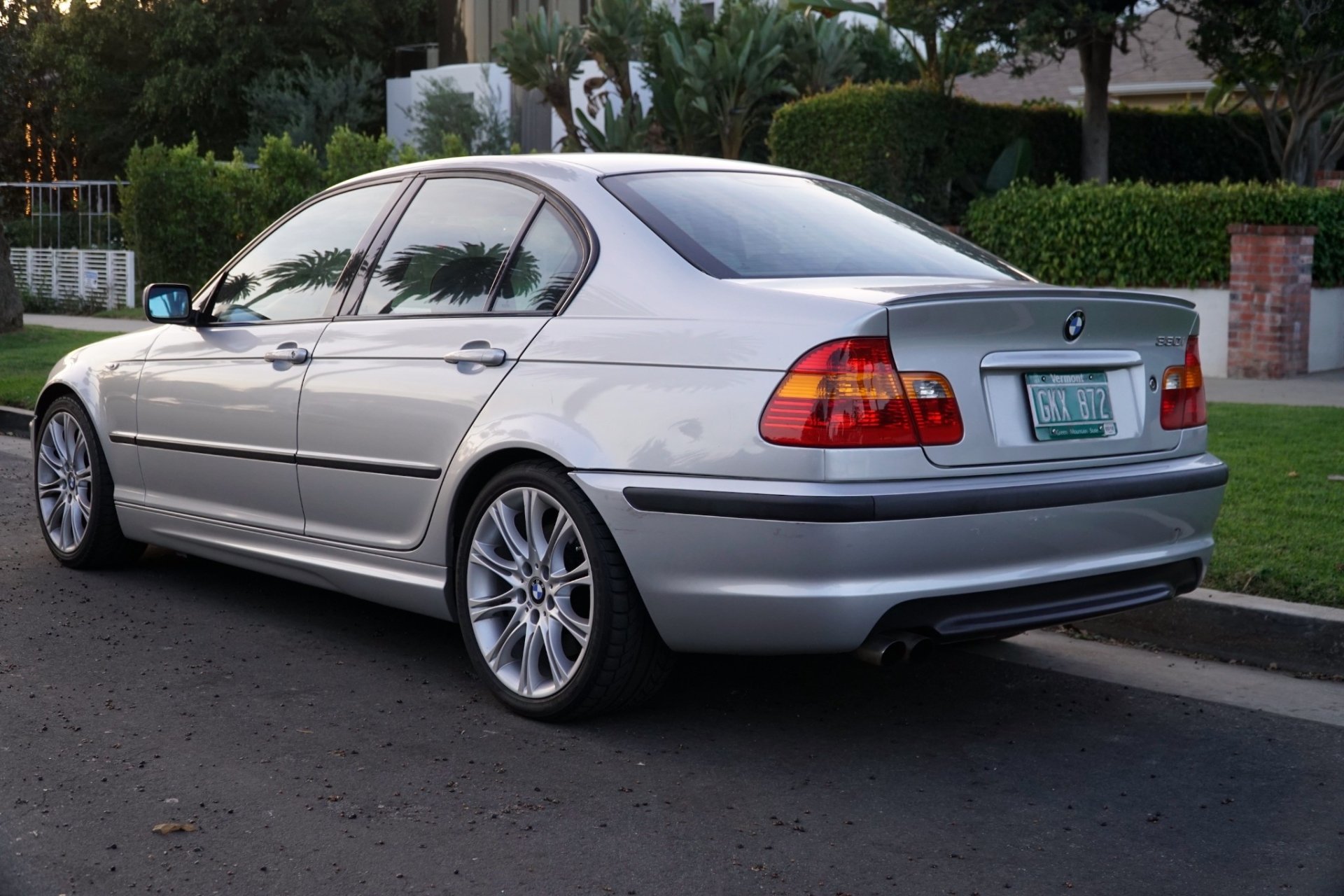 2003 bmw 3 series 330i sedan 4d hp