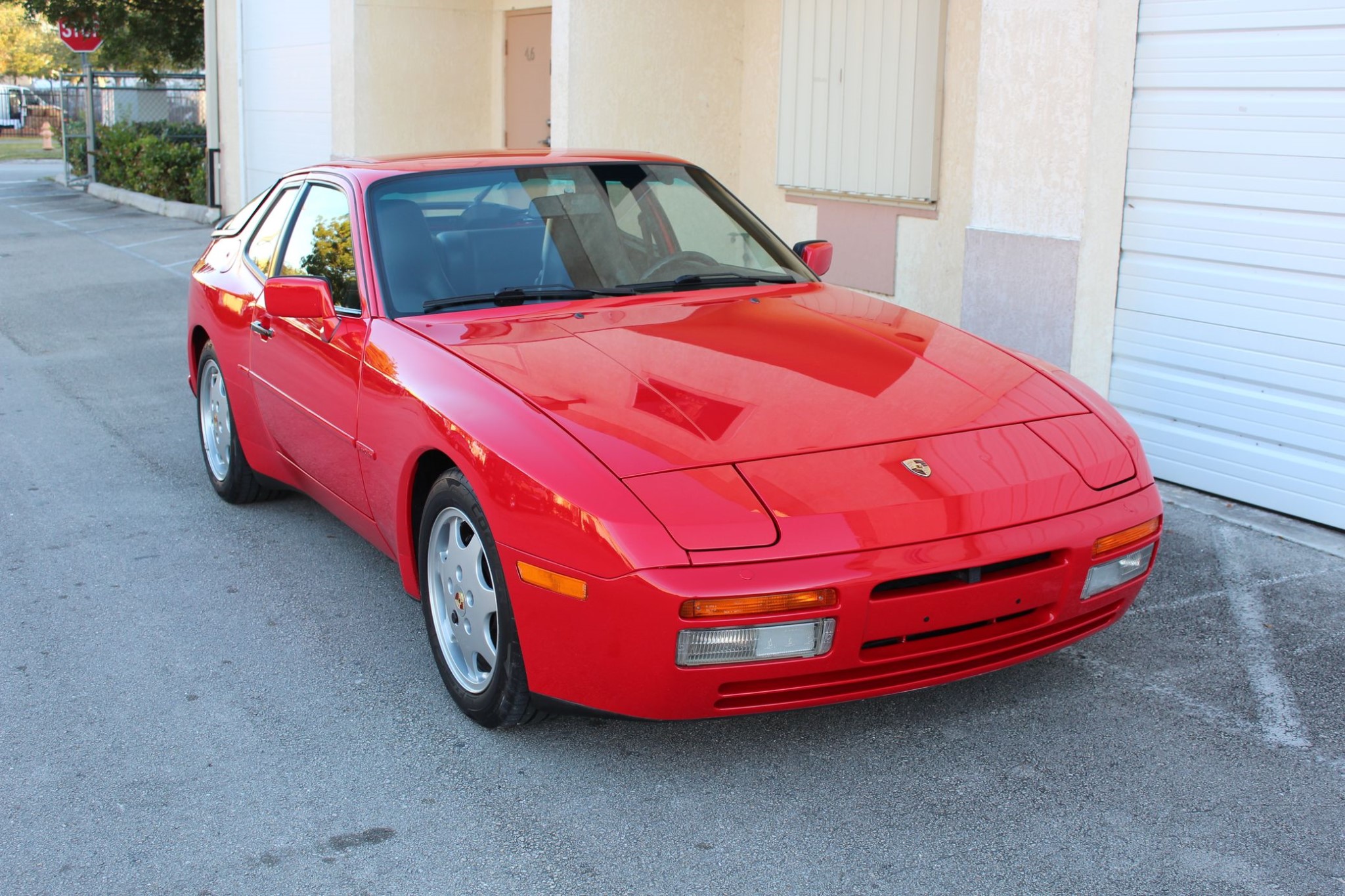 1991 Porsche 944 S2 - Image Abyss