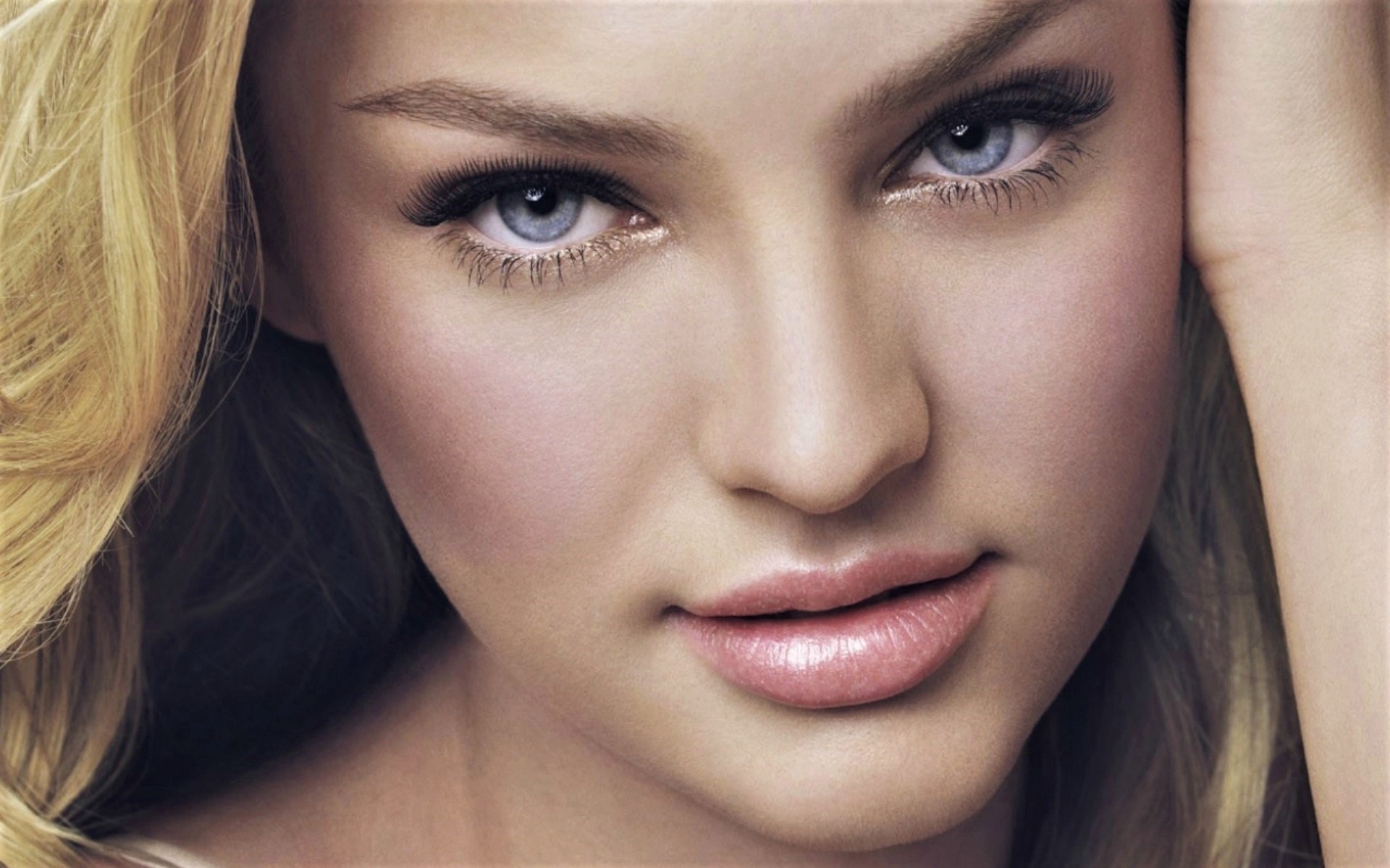 Candice Swanepoel Picture - Image Abyss