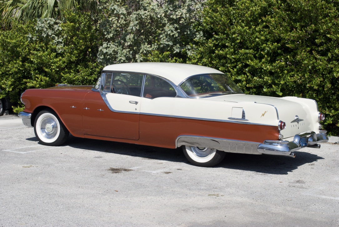 1955 Pontiac Star Chief - Image Abyss