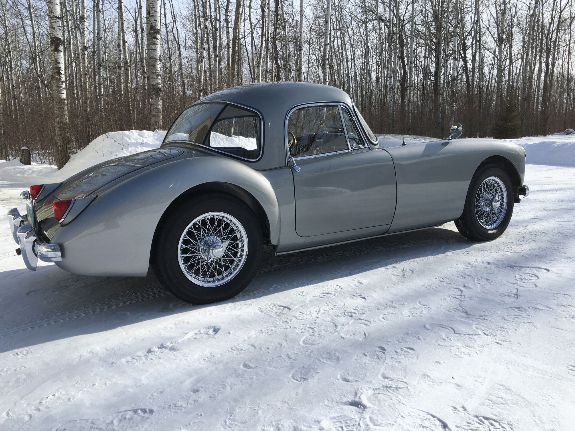 1959 MG MGA - Image Abyss