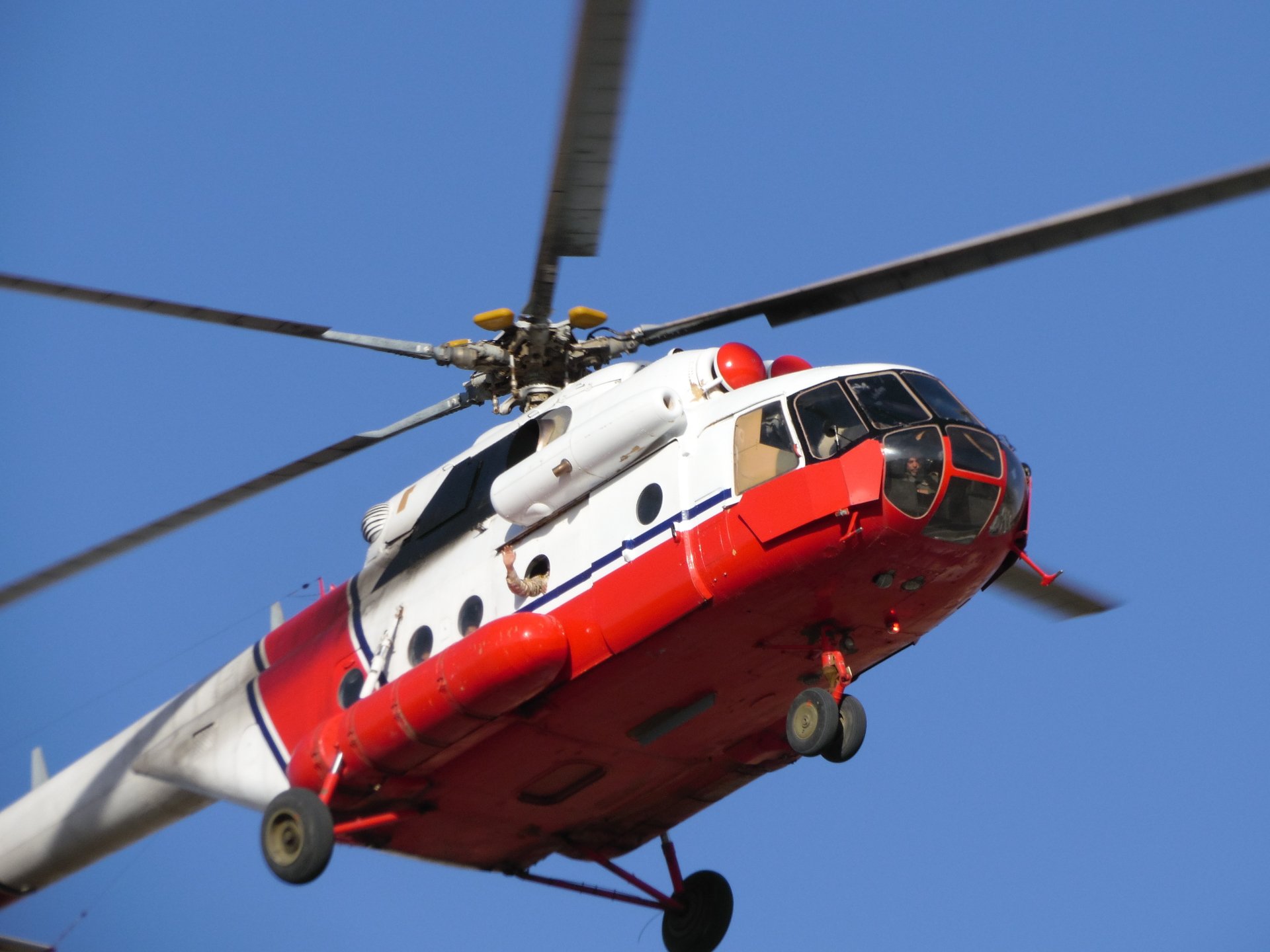 vehicle helicopter Mil Mi-8 Image