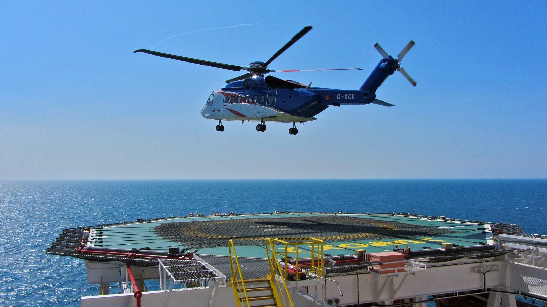  G-XCII - Sikorsky S-92A Helibus ( Bristow Helicopters) by Erik Fontaine