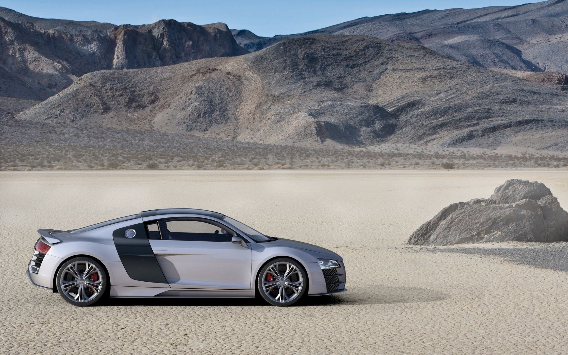 vehicle Audi R8 Image