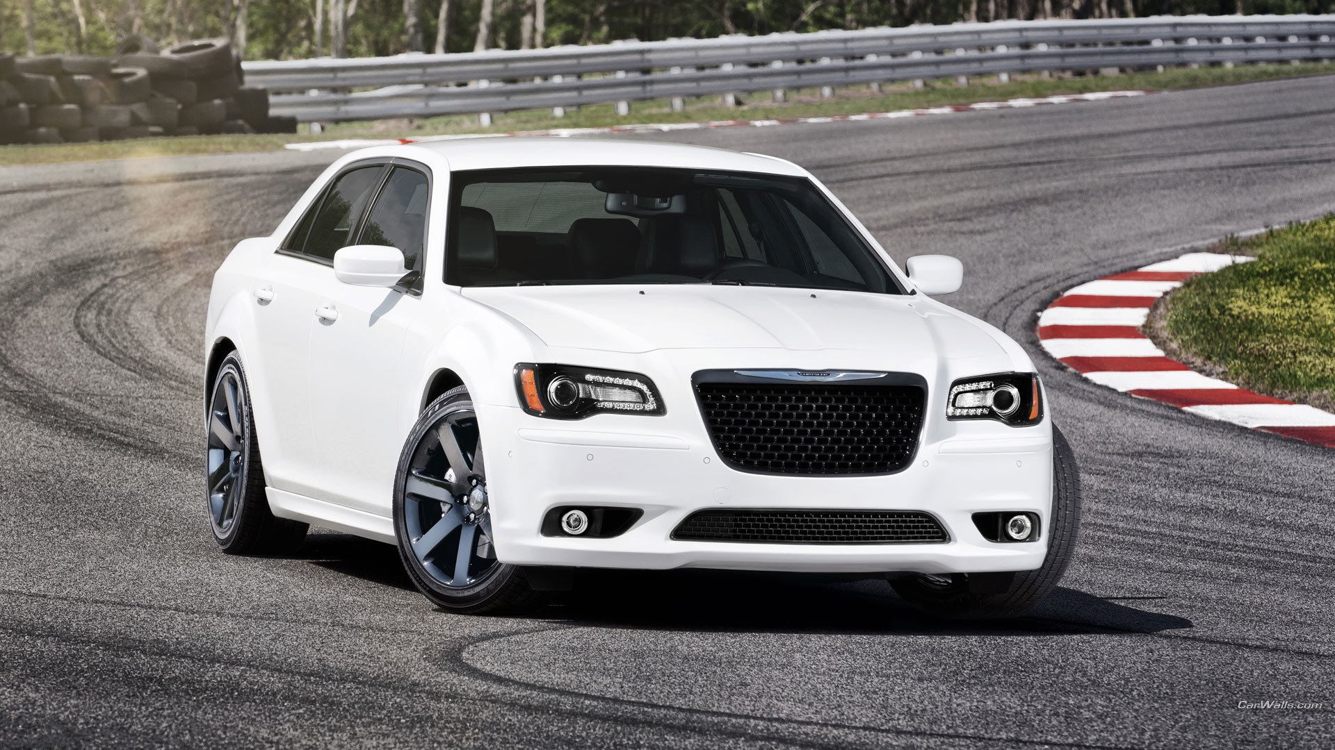 vehicle Chrysler 300 SRT8 Image