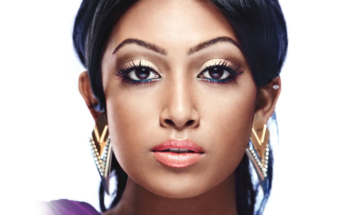 Melinda Shankar Image - ID: 307177 - Image Abyss