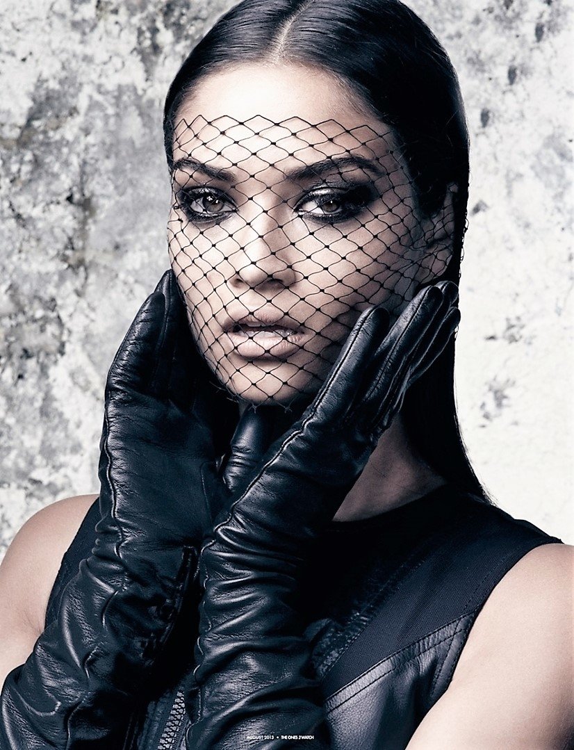 Celebrity Shanina Shaik Image