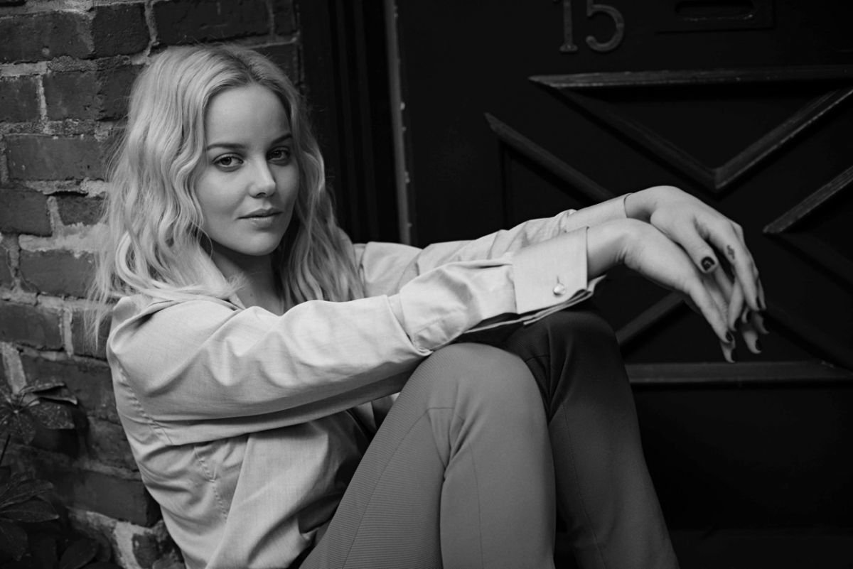 Celebrity Abbie Cornish Image