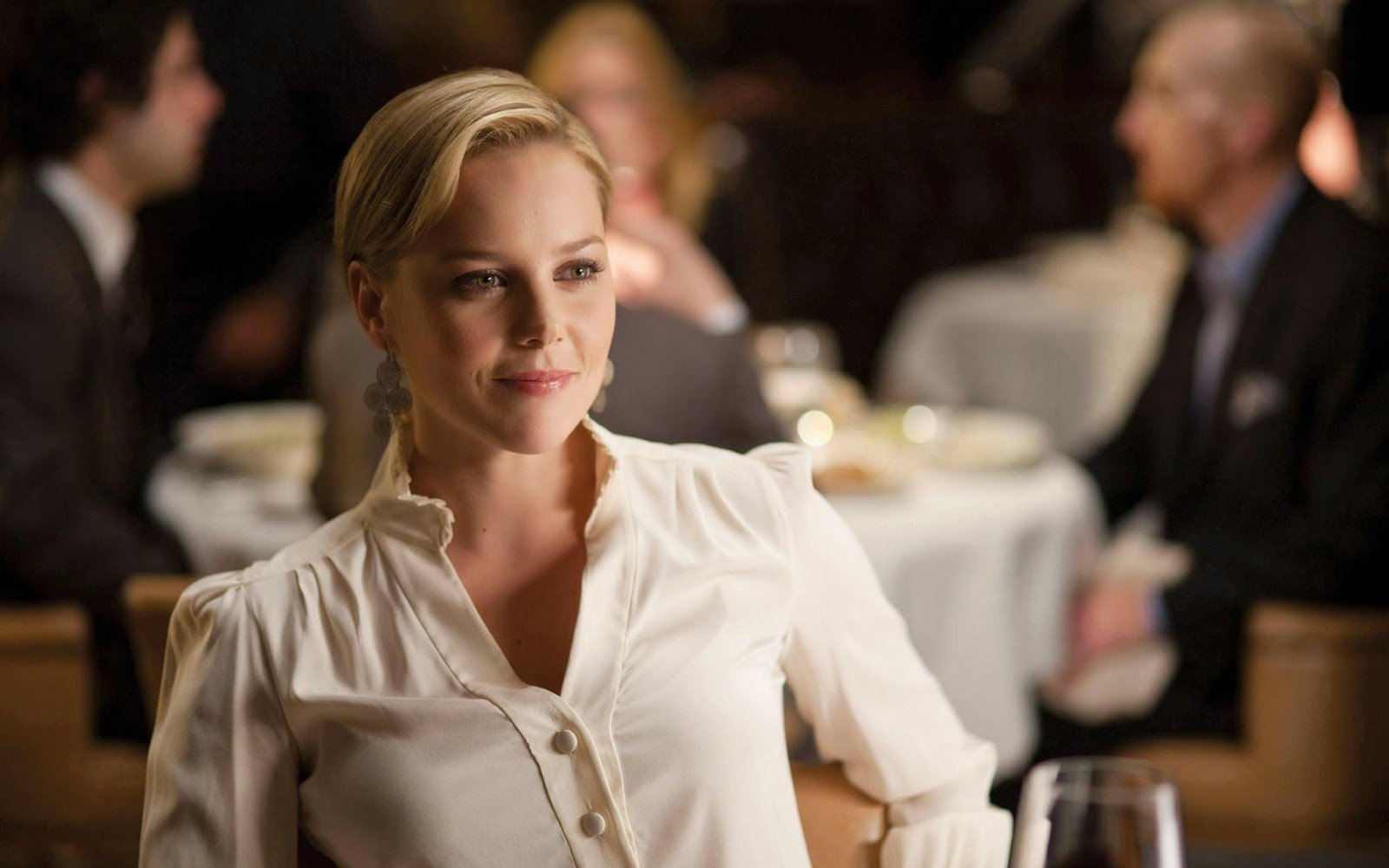 Download Celebrity Abbie Cornish Image