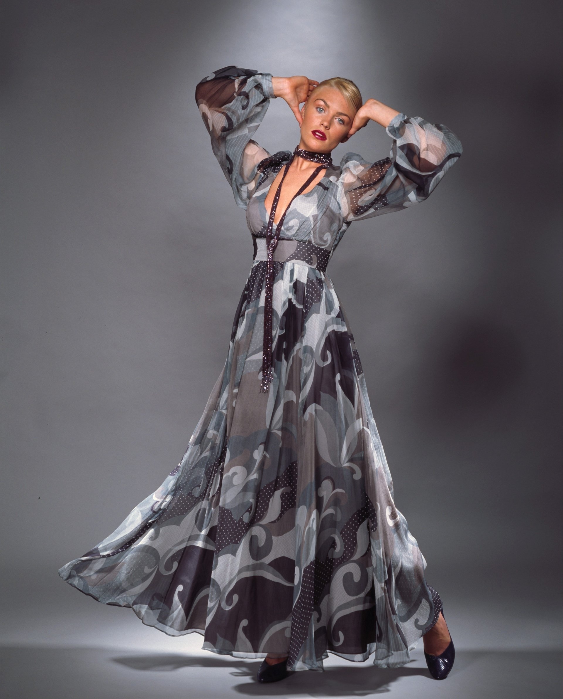 Download Celebrity Abigail Clancy Image