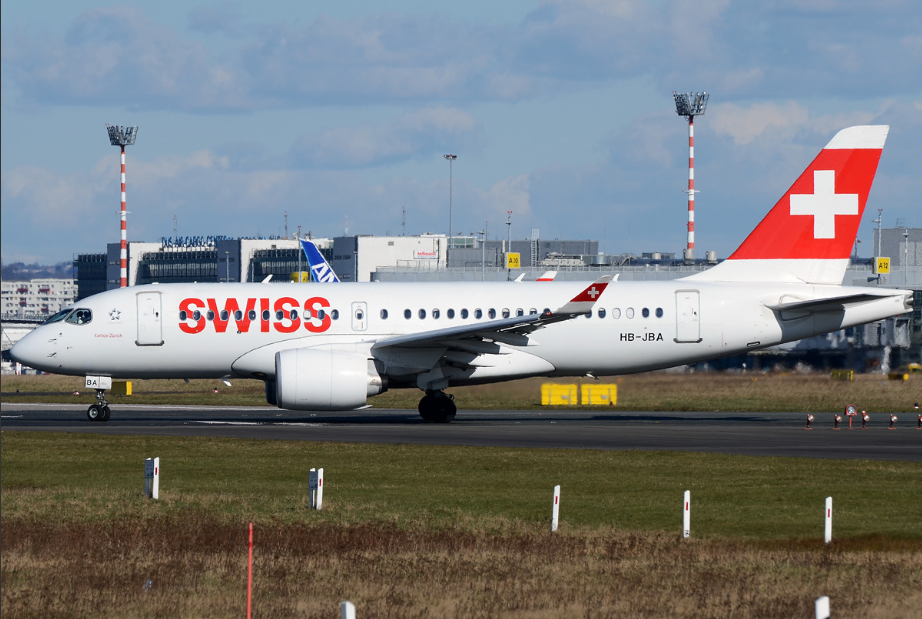 Download Airplane Vehicle Bombardier CS100 Image