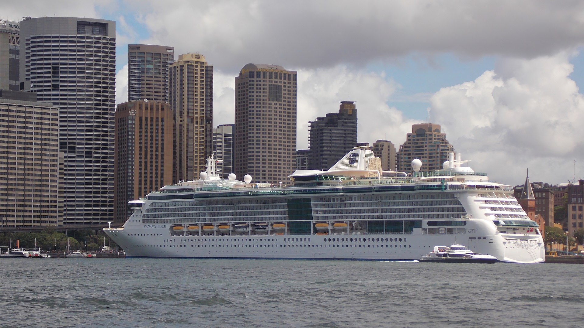 Radiance of the Seas in Sydney Harbour Australia by lonewolf6738