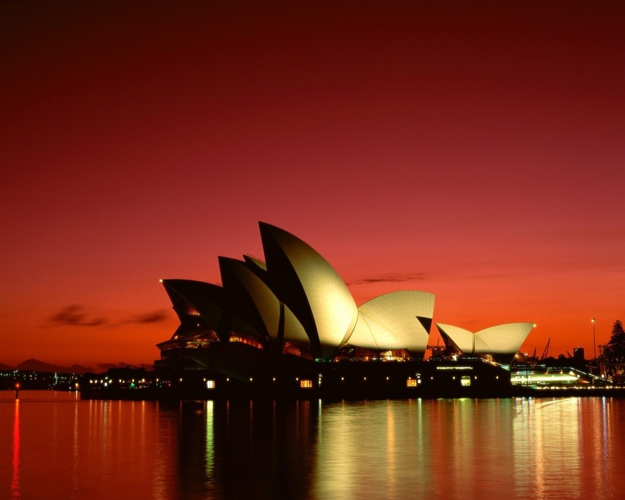 Sydney Opera House (Australia)