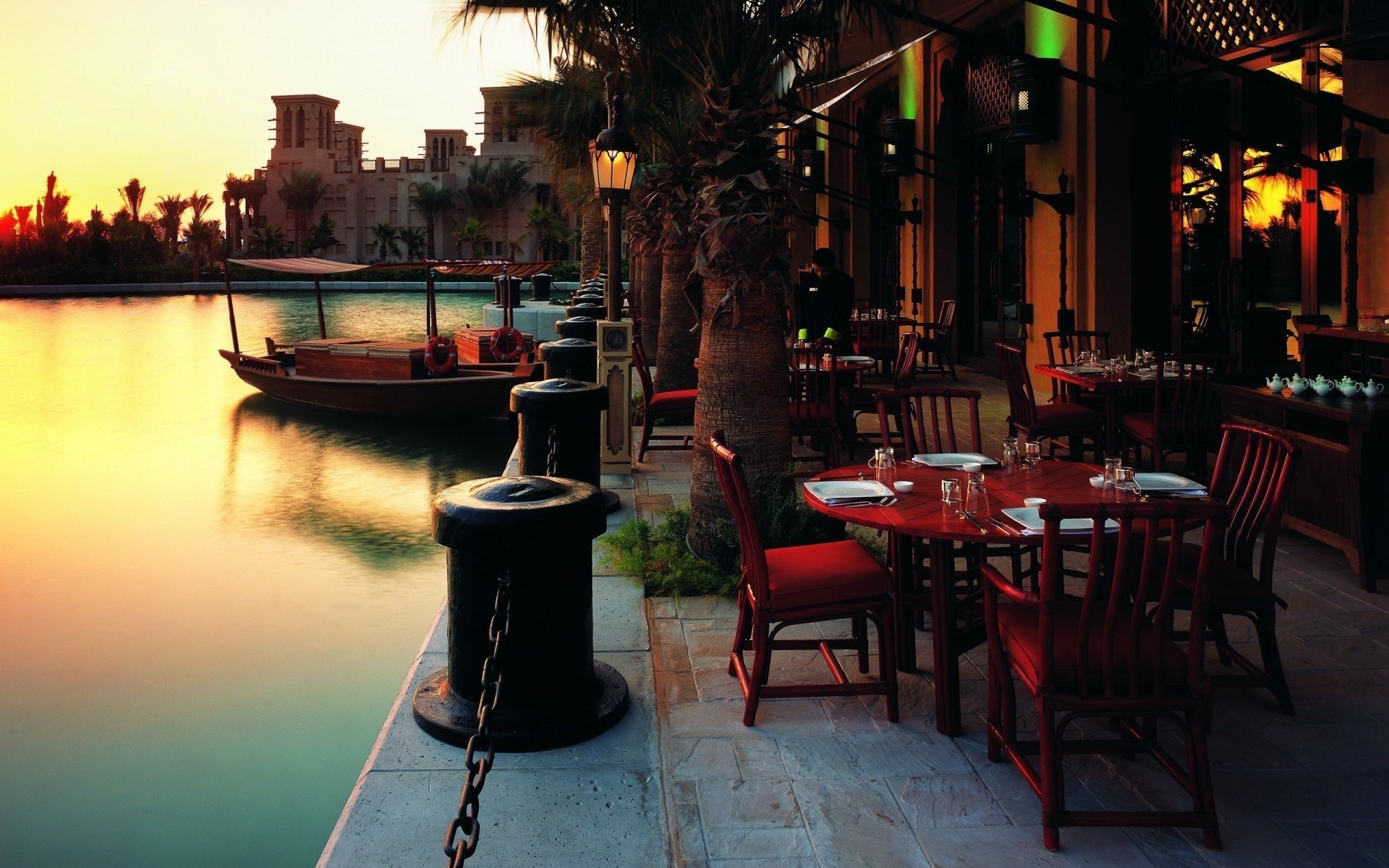  Outdoor Restaurant