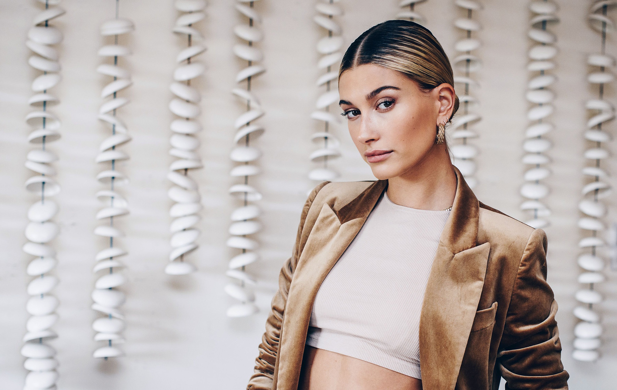 Hailey Baldwin Picture