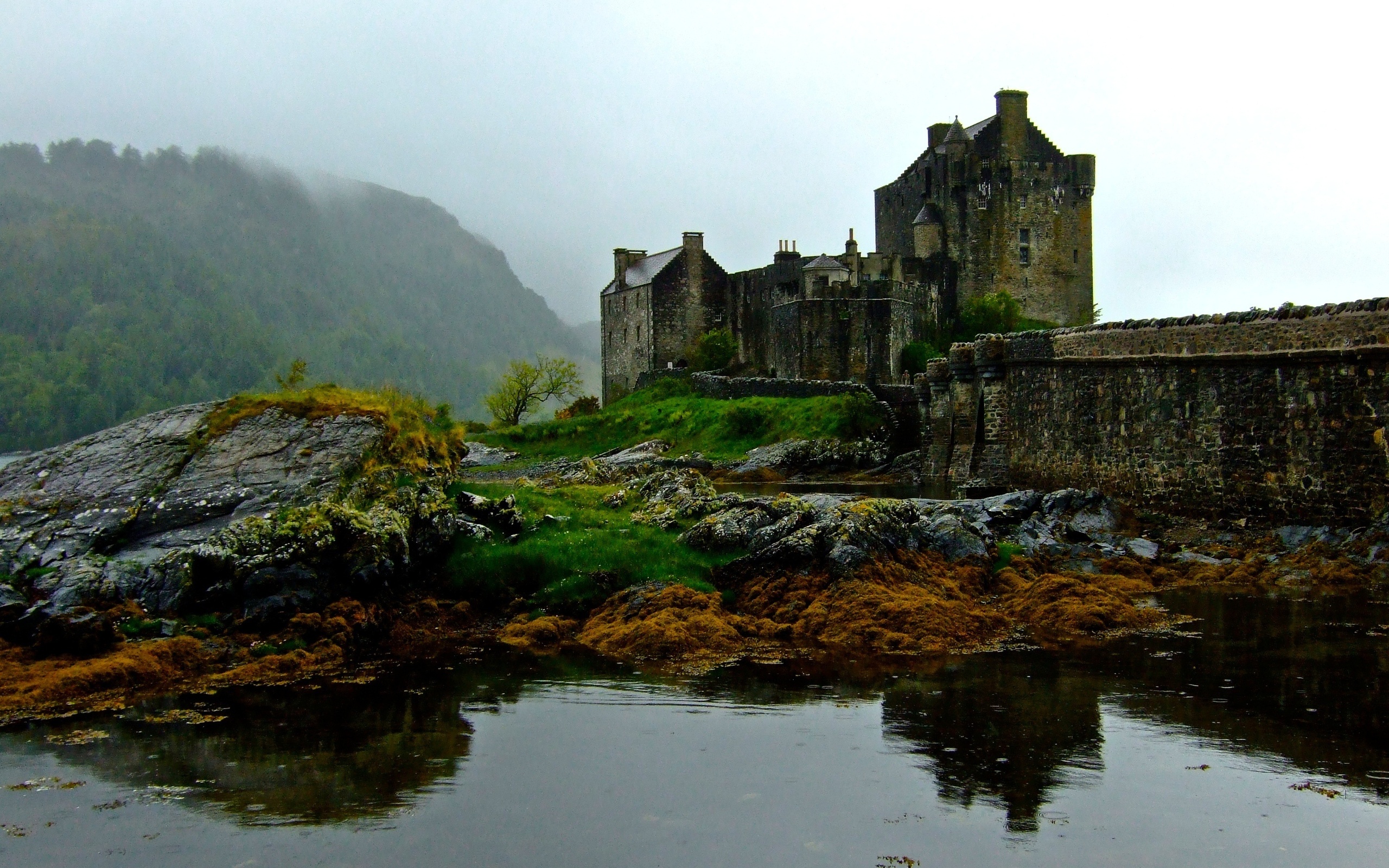 Eilean Donan Castle Picture