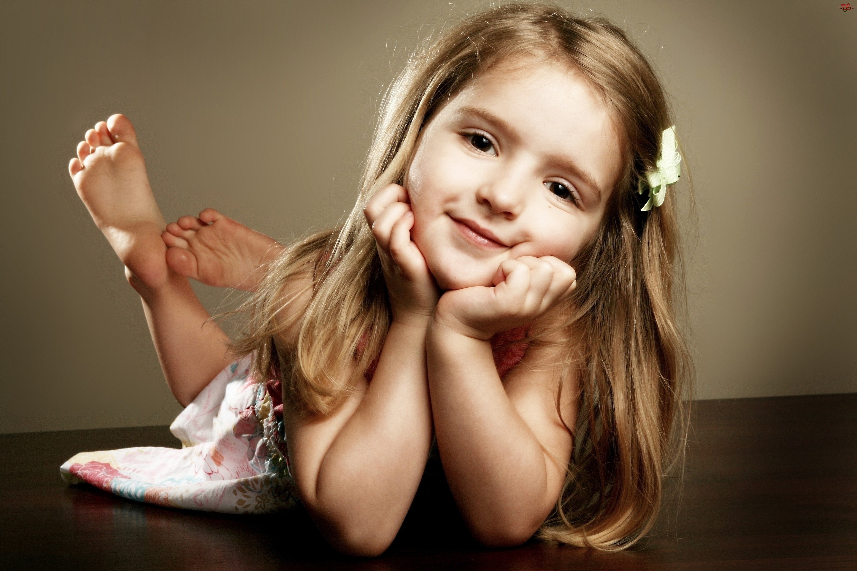 Cute Little Girl Image - ID: 311747 - Image Abyss.