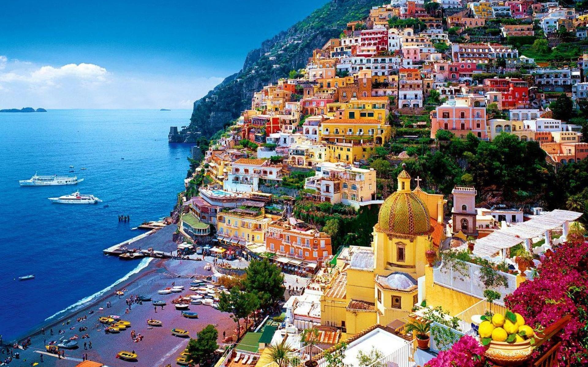  Amalfi Coast in Italy