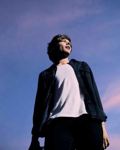 One Direction singer music Louis Tomlinson Image