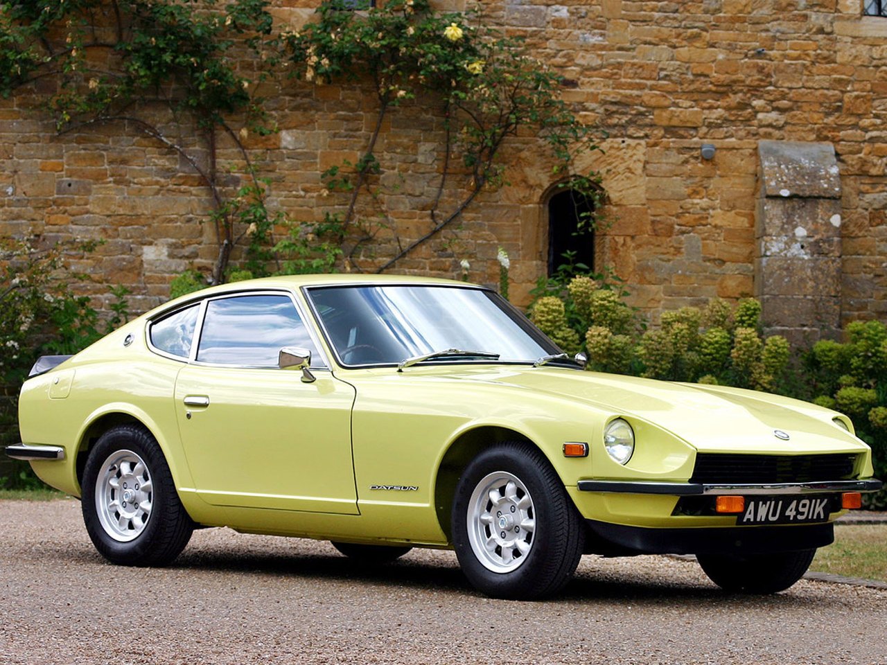 vehicle Datsun Image