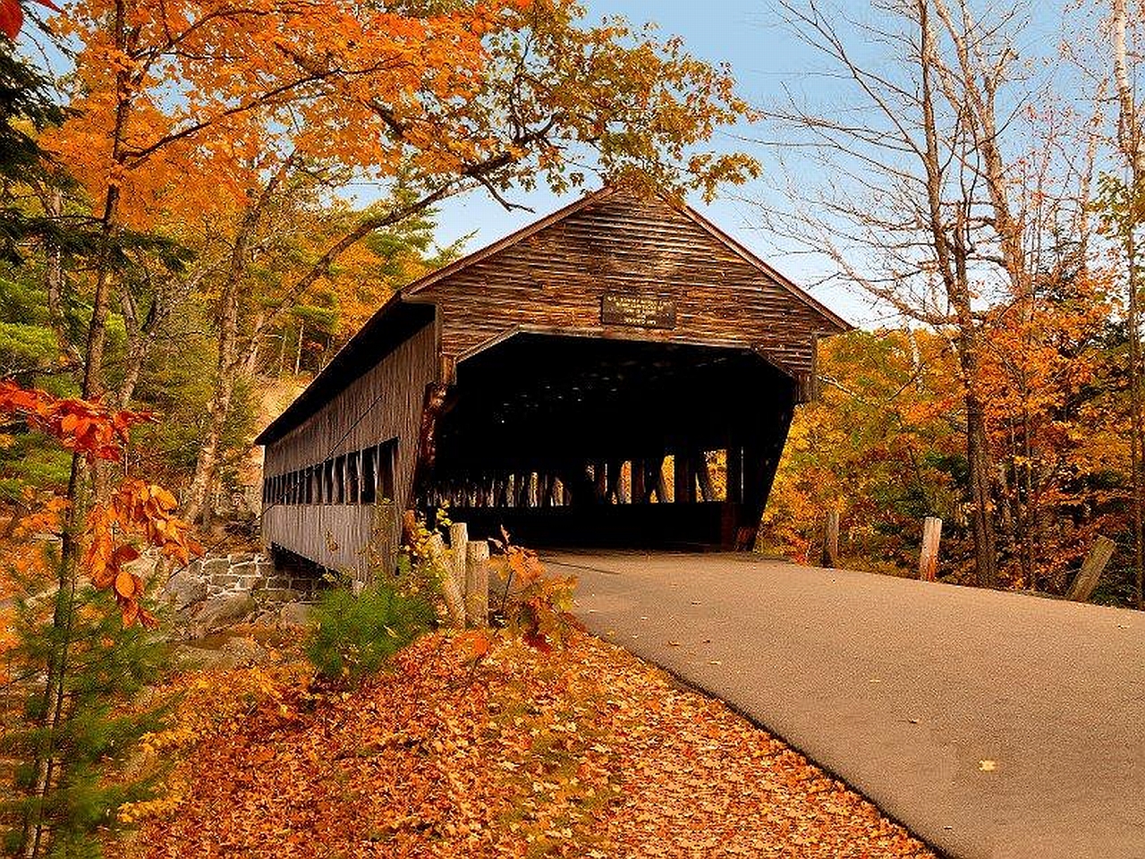 Covered Bridge in Autumn - Image Abyss