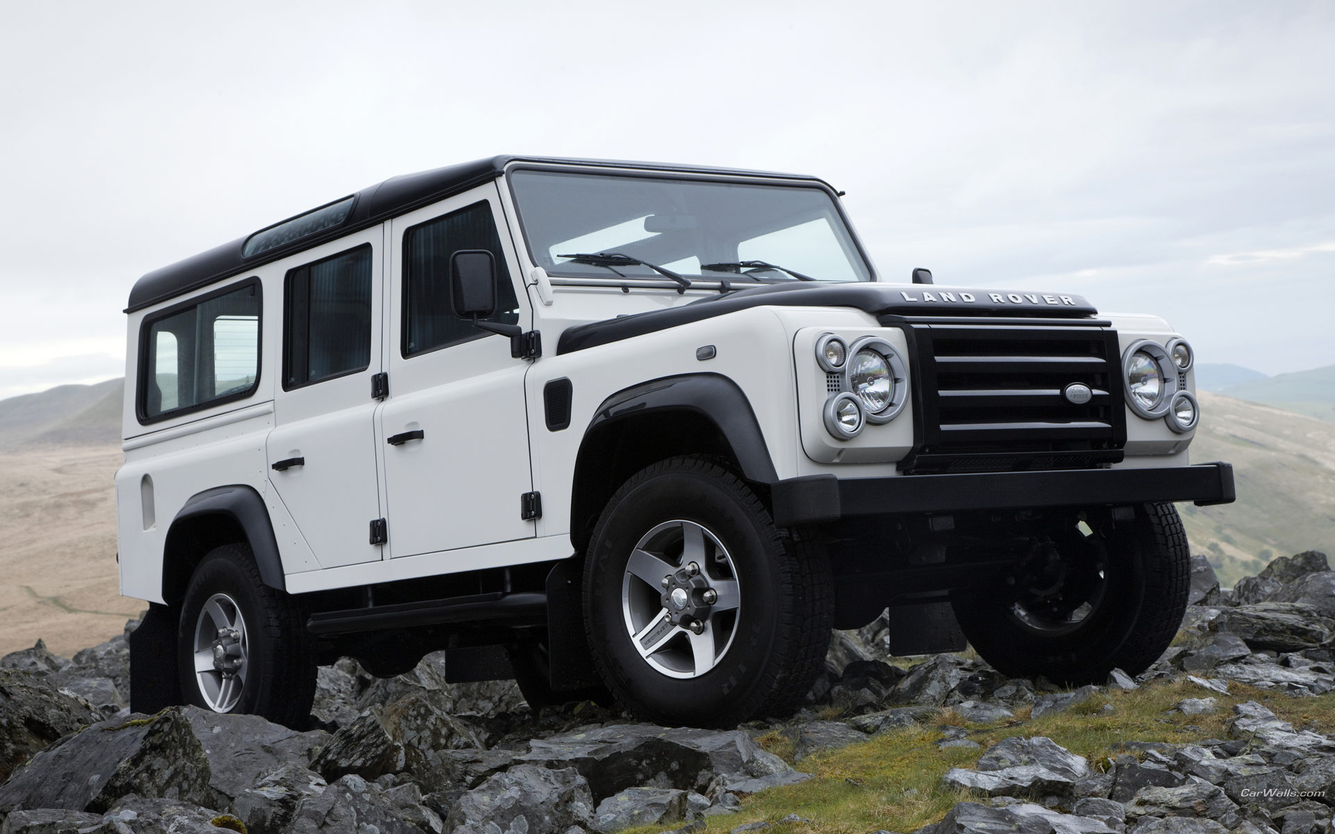Land Rover Defender Picture