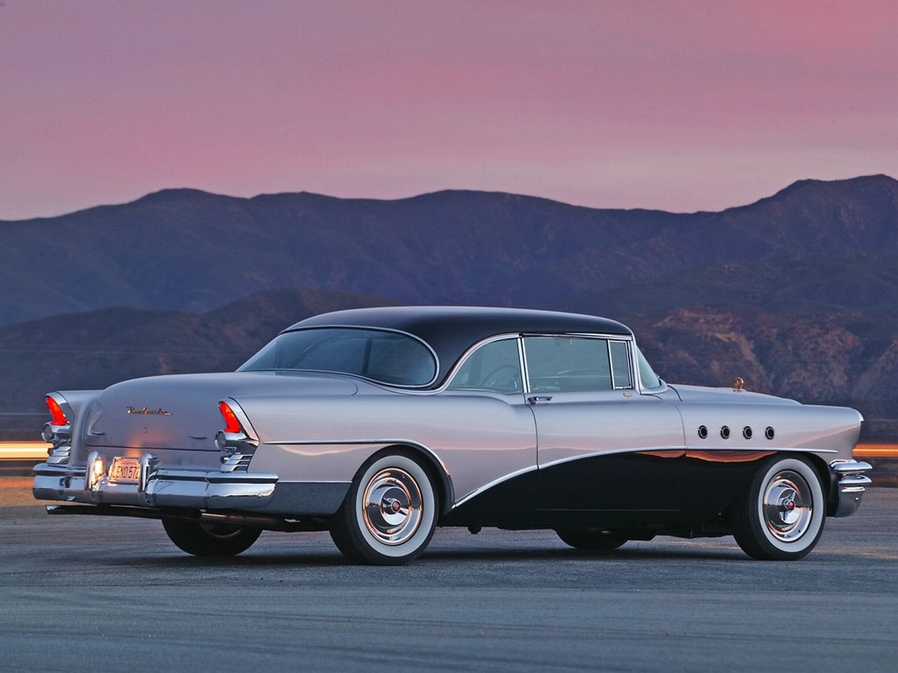 vehicle buick roadmaster Image