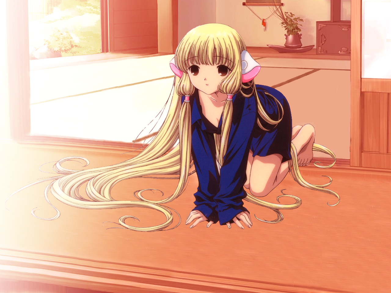 chobits statue