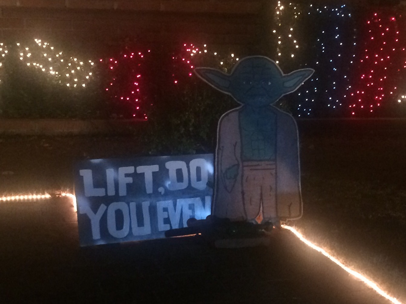 Star Wars: The Empire Lifts Back - Image Abyss