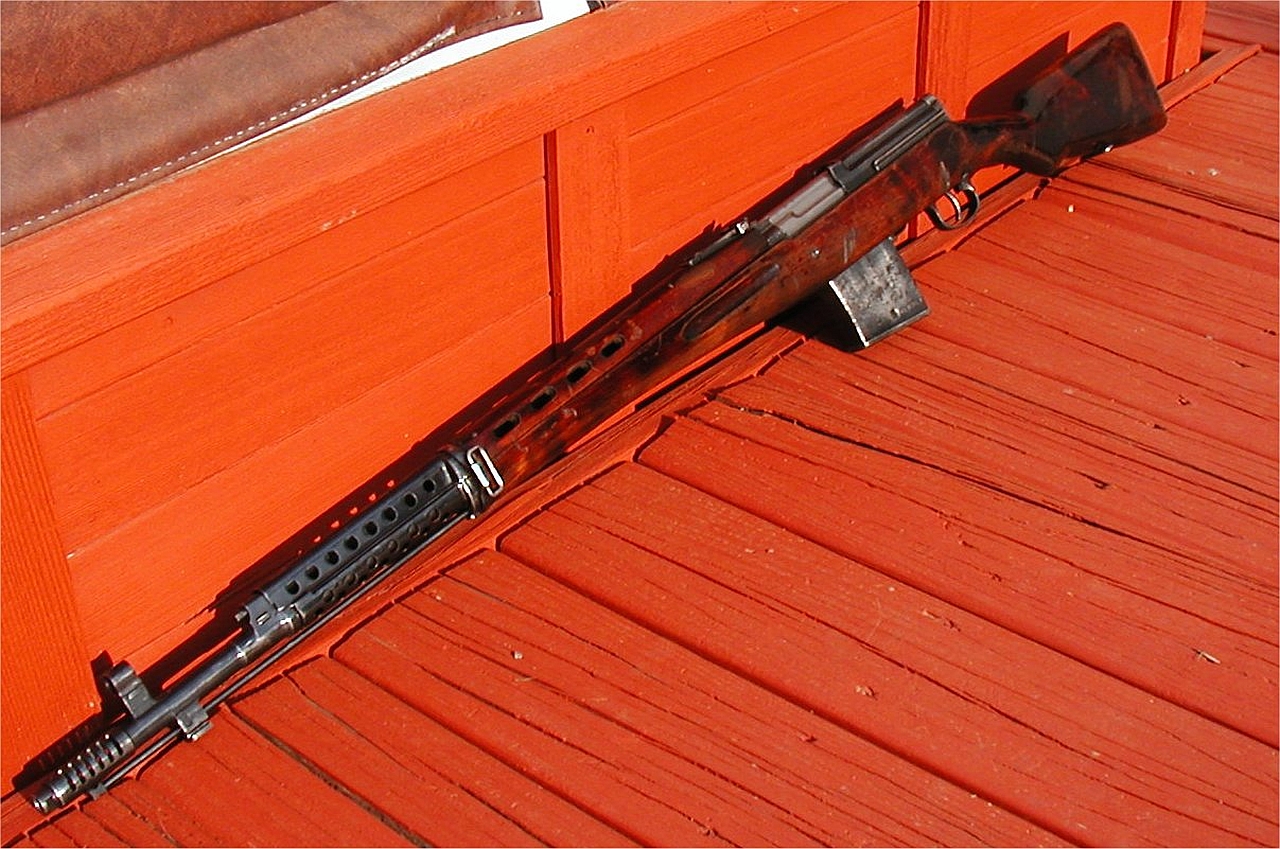 tokarev svt-40 rifle Picture