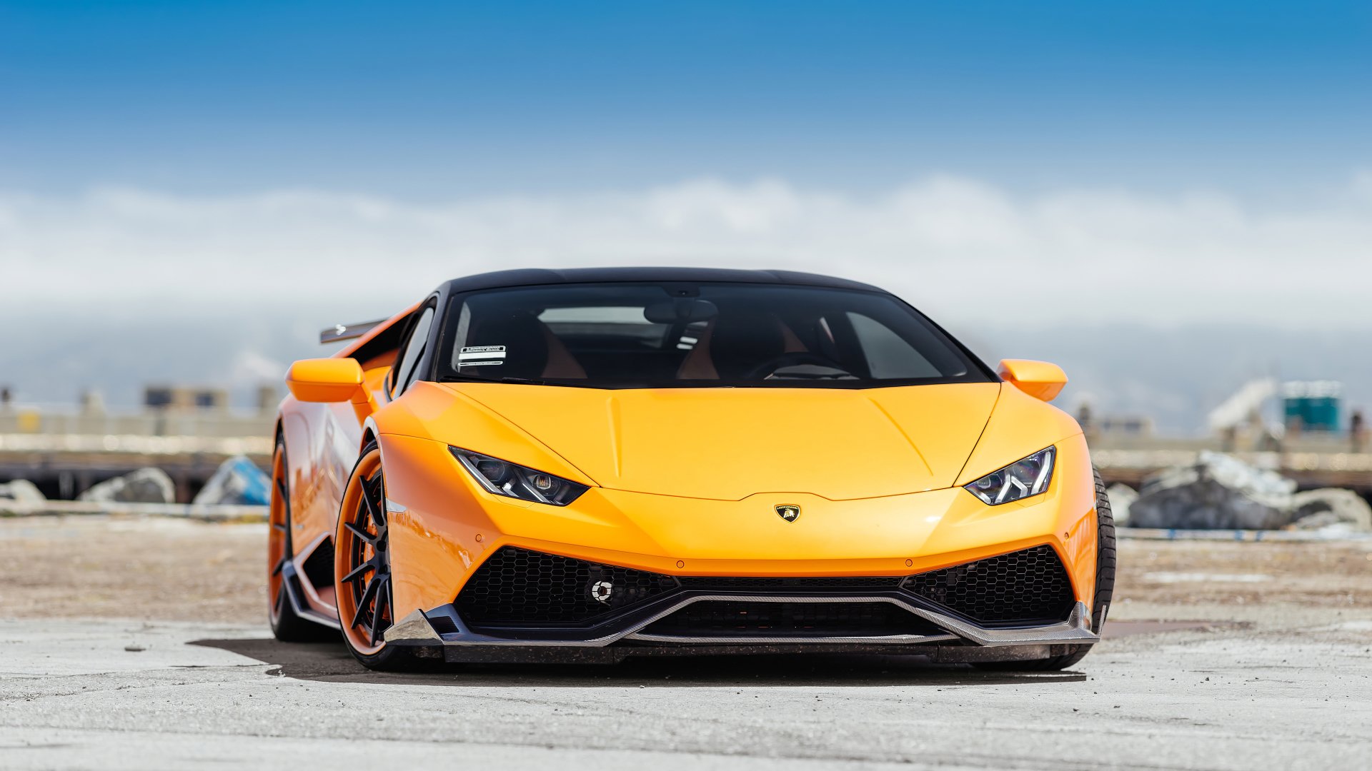 Lamborghini Huracan vehicle Image