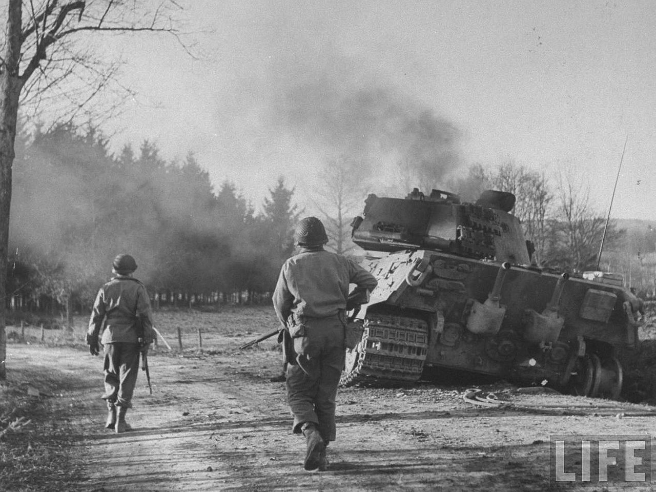 german tanks used in the movie battle of the bulge