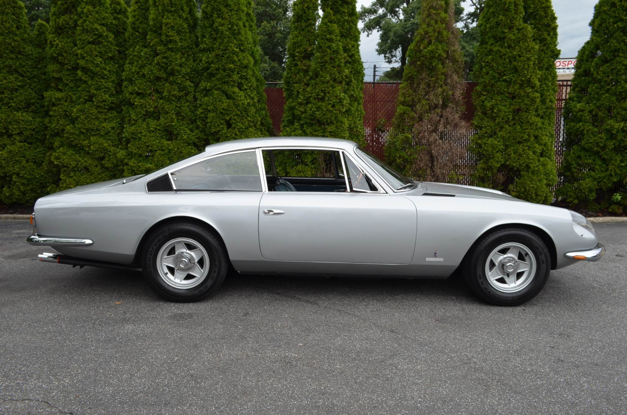 ferrari 365 gt