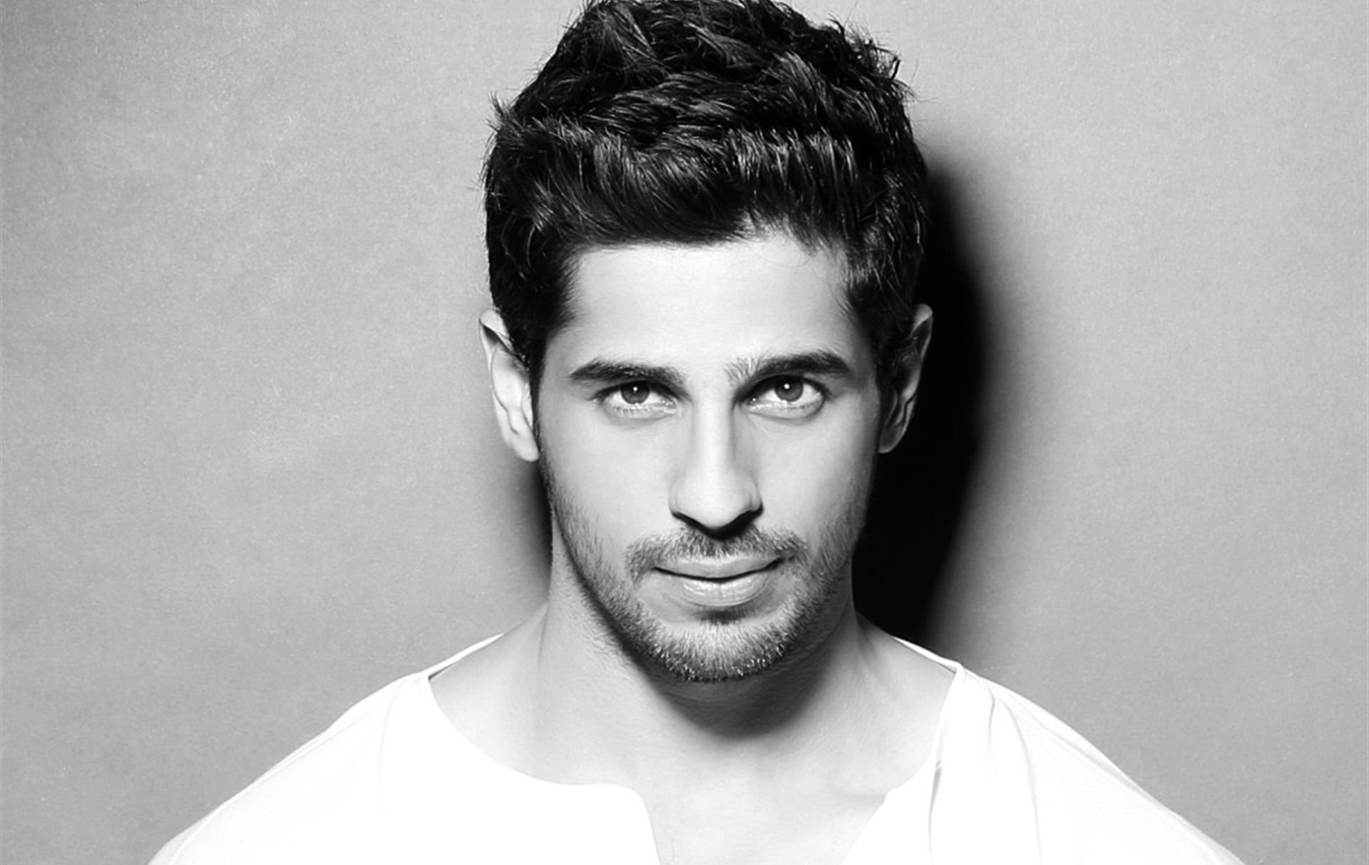 actor Celebrity Sidharth Malhotra Image
