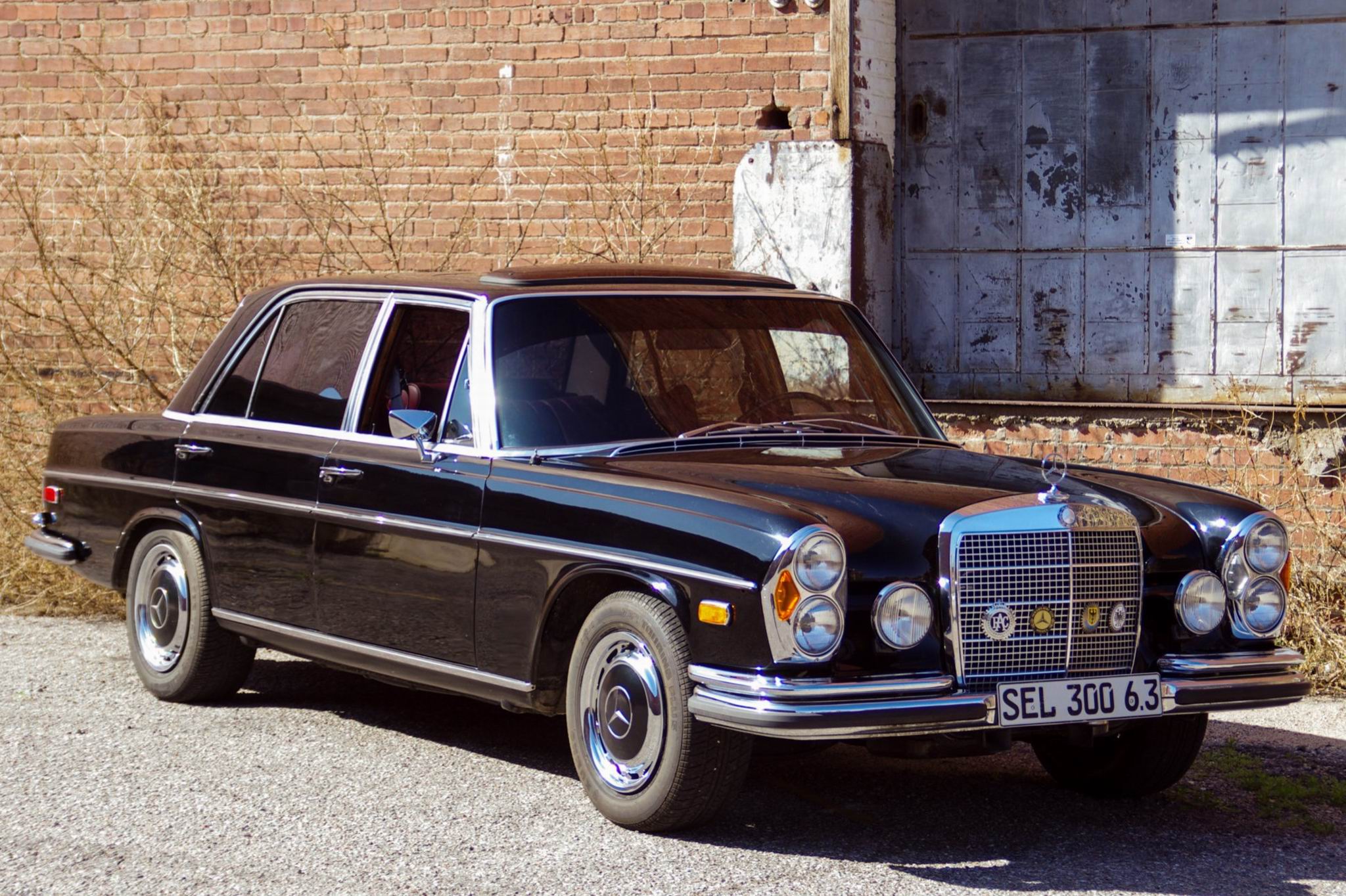 Mercedes Benz 300 sel AMG