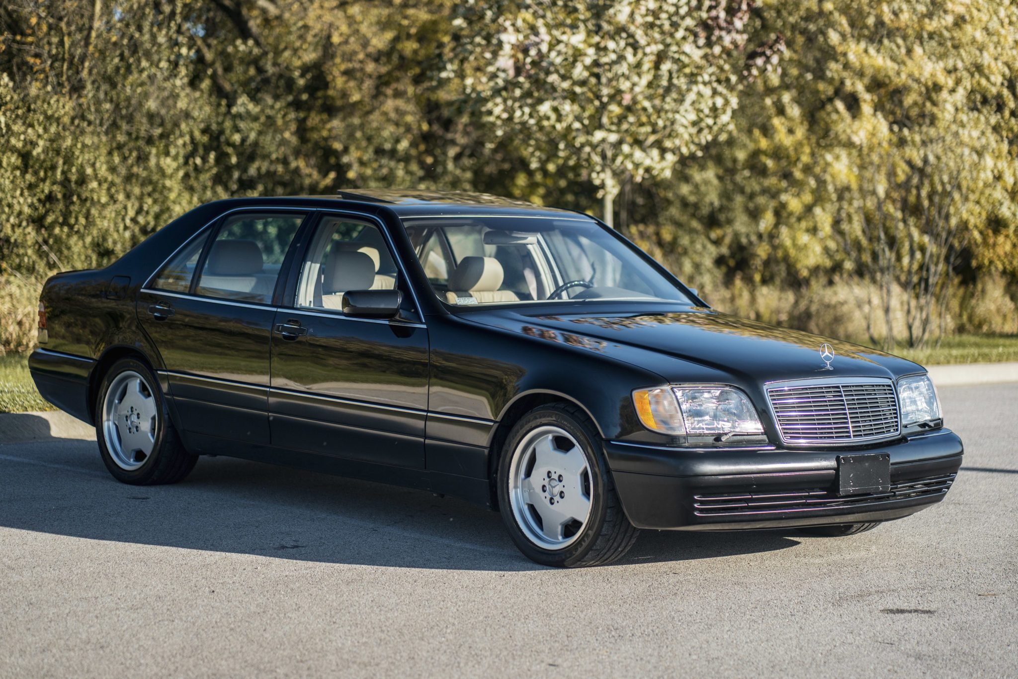 1999 Mercedes-Benz S500 Grand Edition 5.0 V8 - Image Abyss