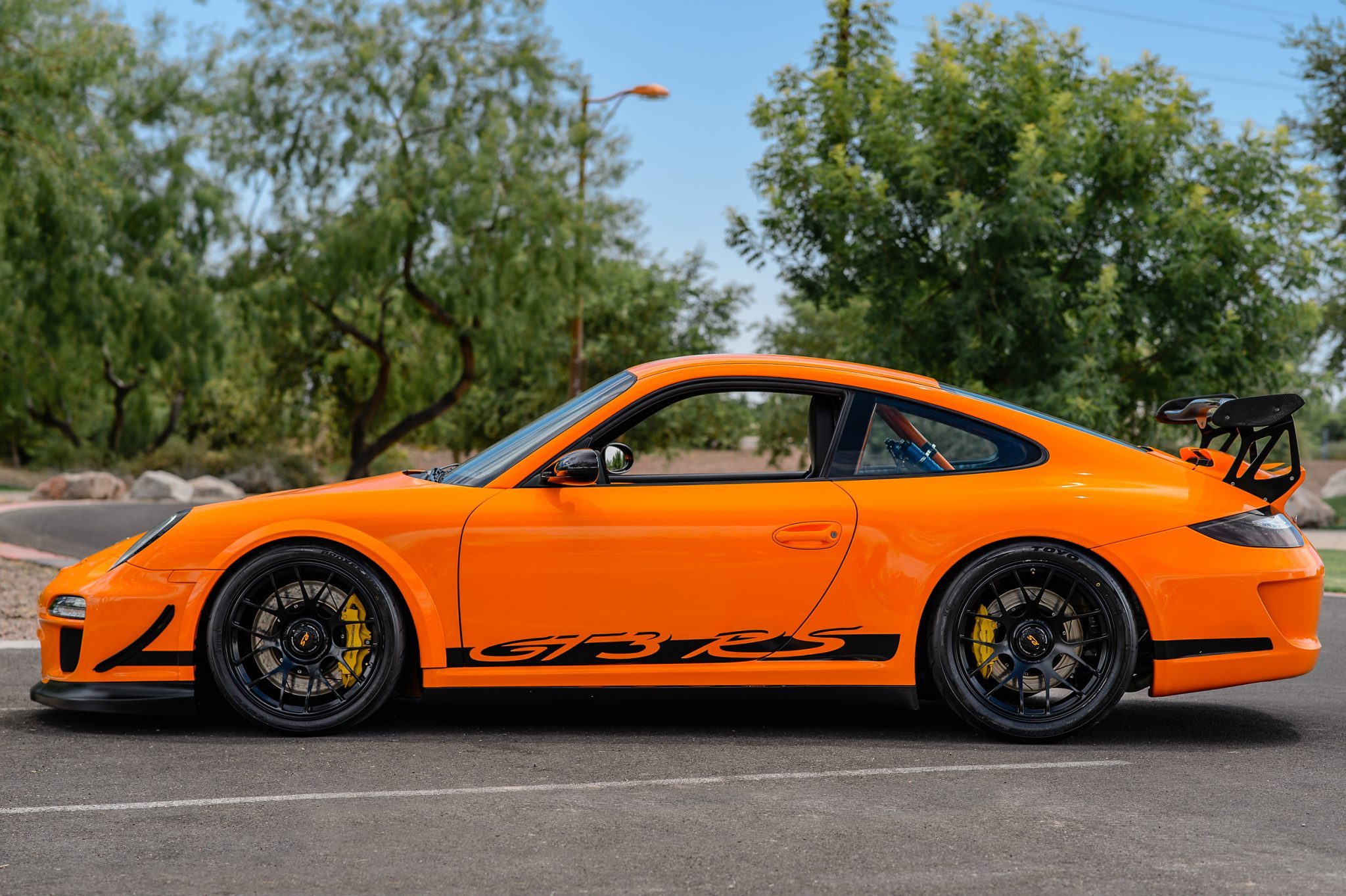 Porsche 911 gt3 RS оранжевый