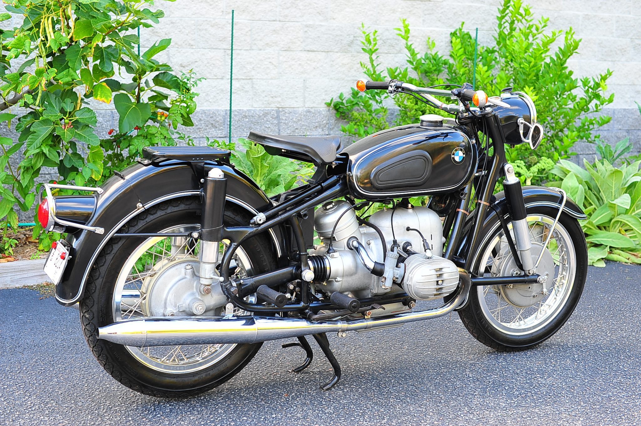 1965 BMW R50-2 - Image Abyss