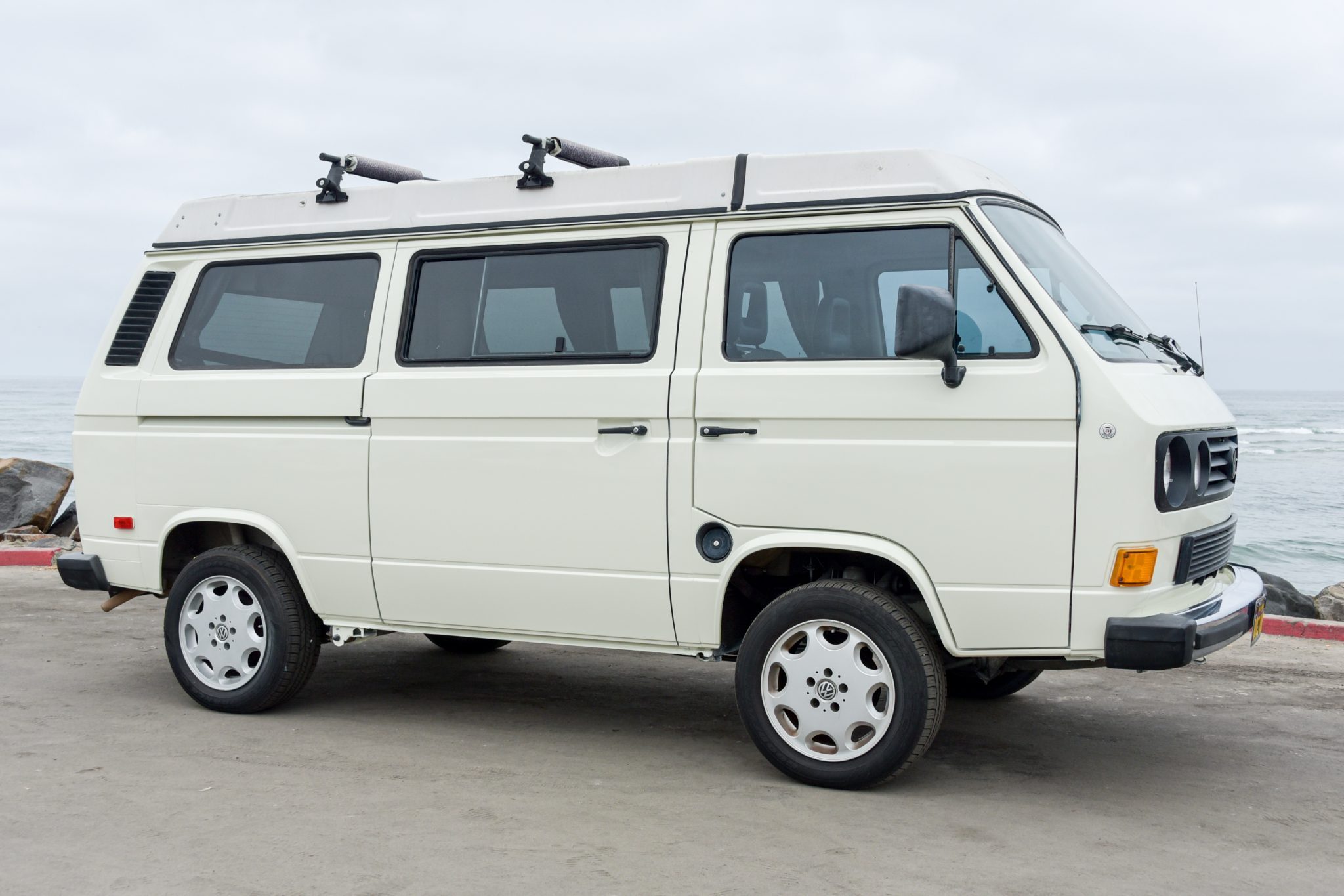 1987 Volkswagen Vanagon Westfalia Weekender - Image Abyss